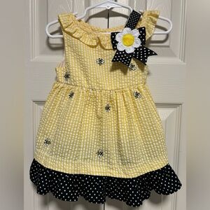 COUNTING DAISIES  Girl’s Seersucker Ruffled Collar Sleeveless Dress